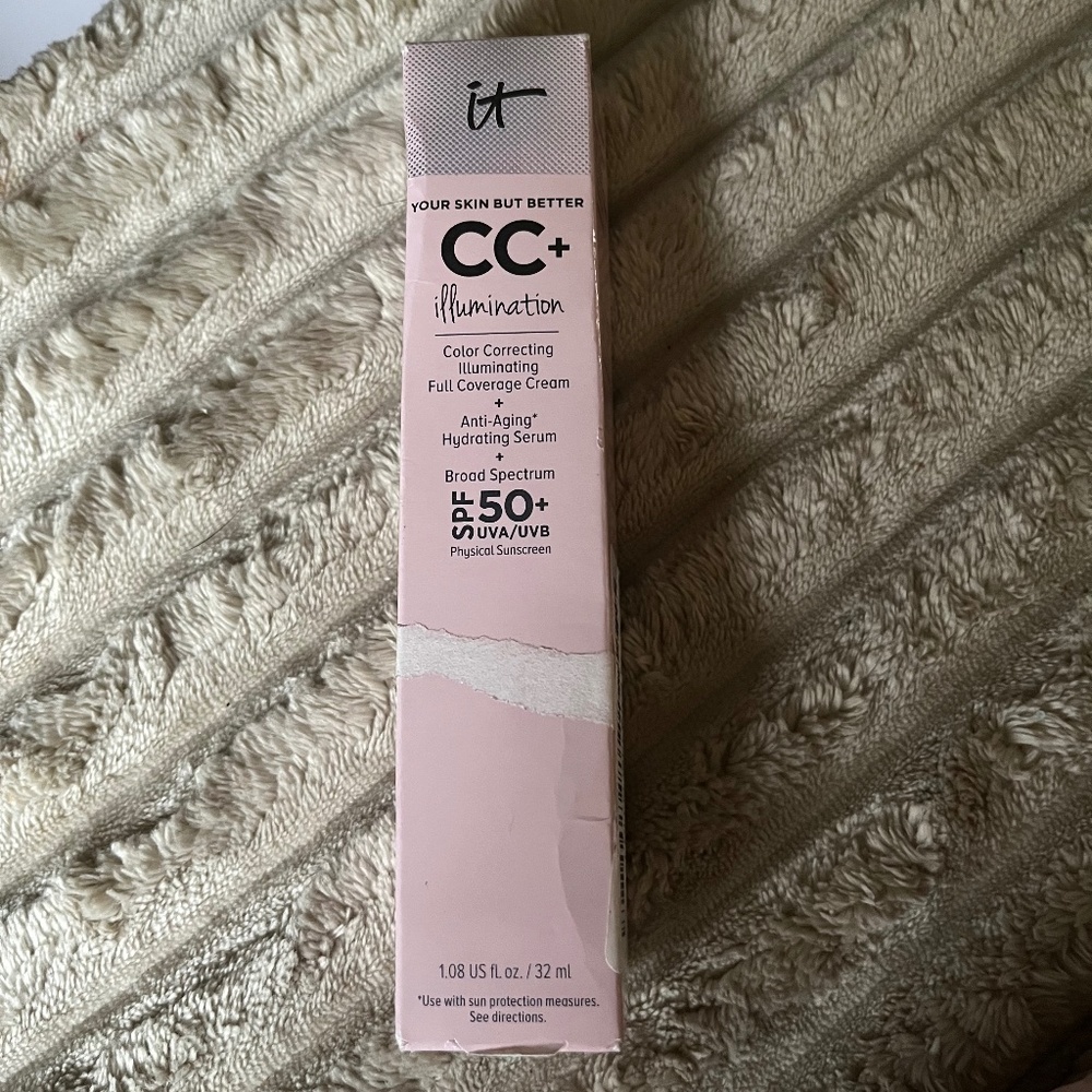 IT Cosmetics CC full coverage foundation (neutral medium)